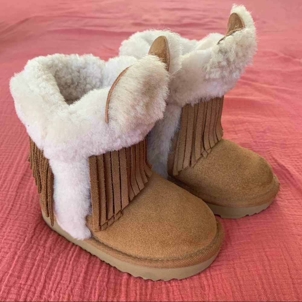 UGG Darlala Classic II Boots; Toddler 7